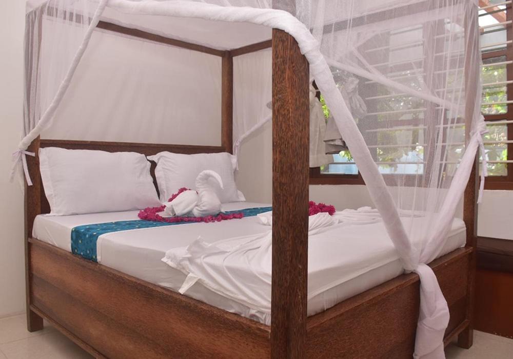 Utulivu Bungalow Nungwi Luaran gambar