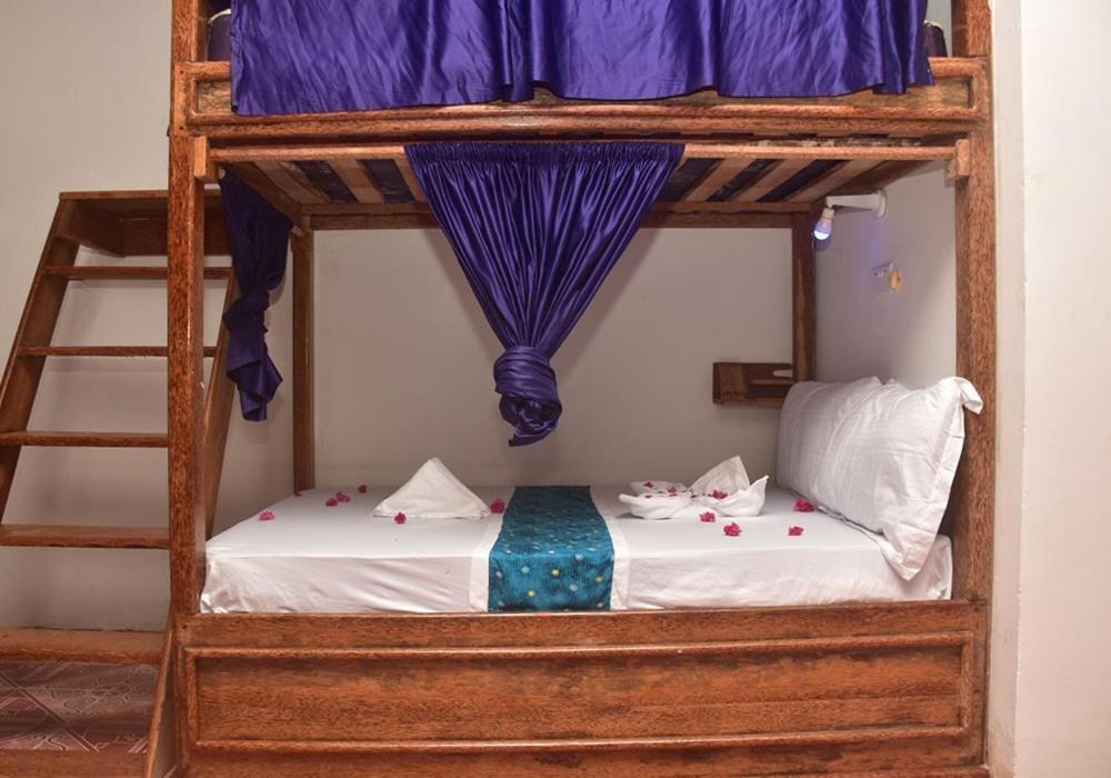 Utulivu Bungalow Nungwi Luaran gambar