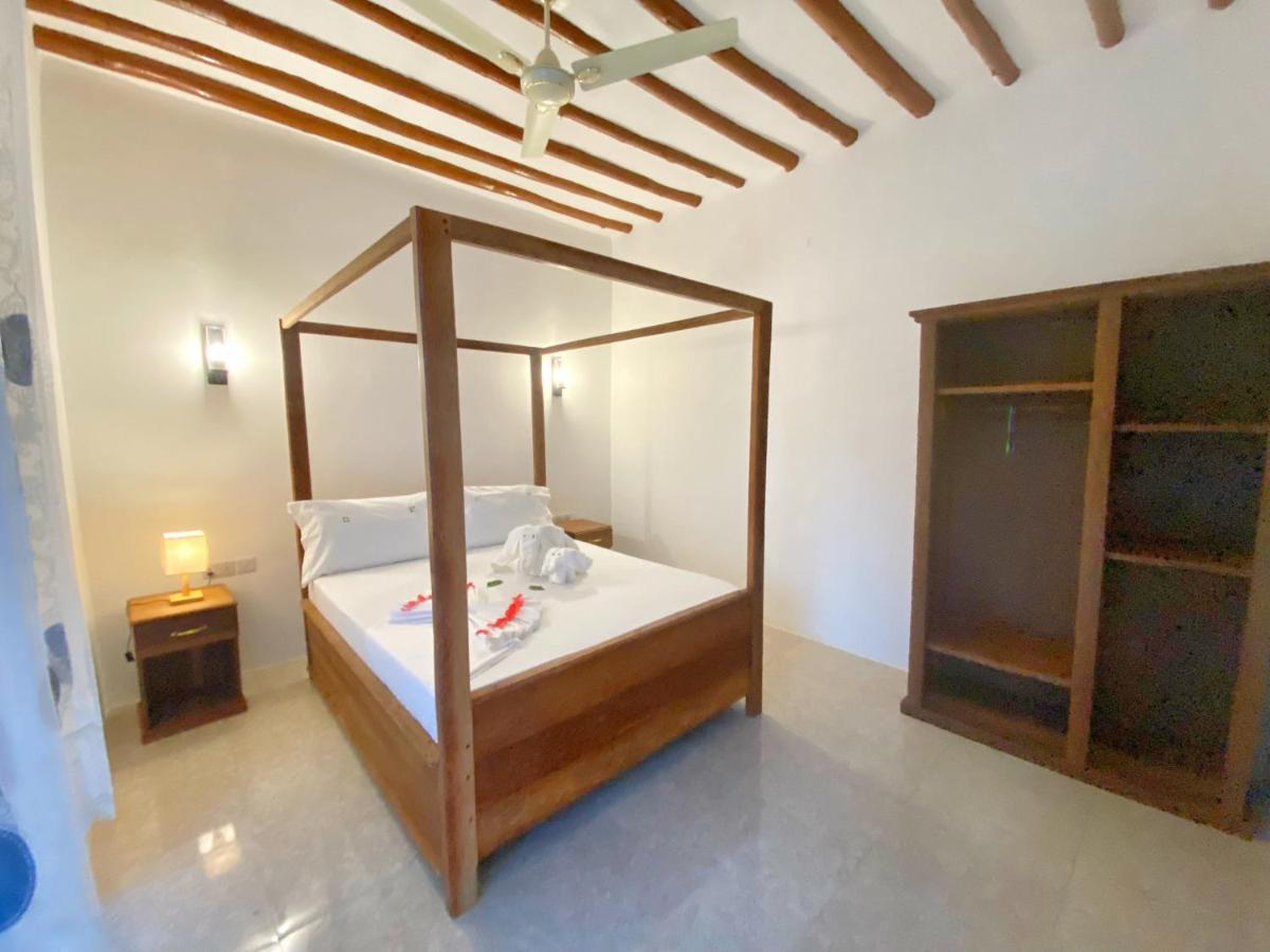 Utulivu Bungalow Nungwi Luaran gambar