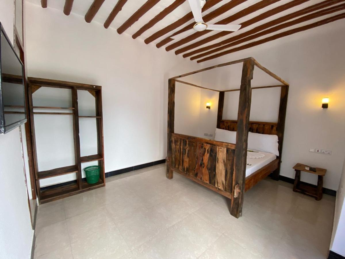 Utulivu Bungalow Nungwi Luaran gambar